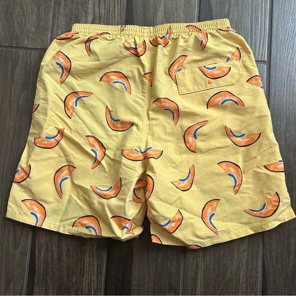 Patagonia Men’s Baggies 5” Swim Trunks Melon Print Yellow Sz XS - Picture 7 of 8